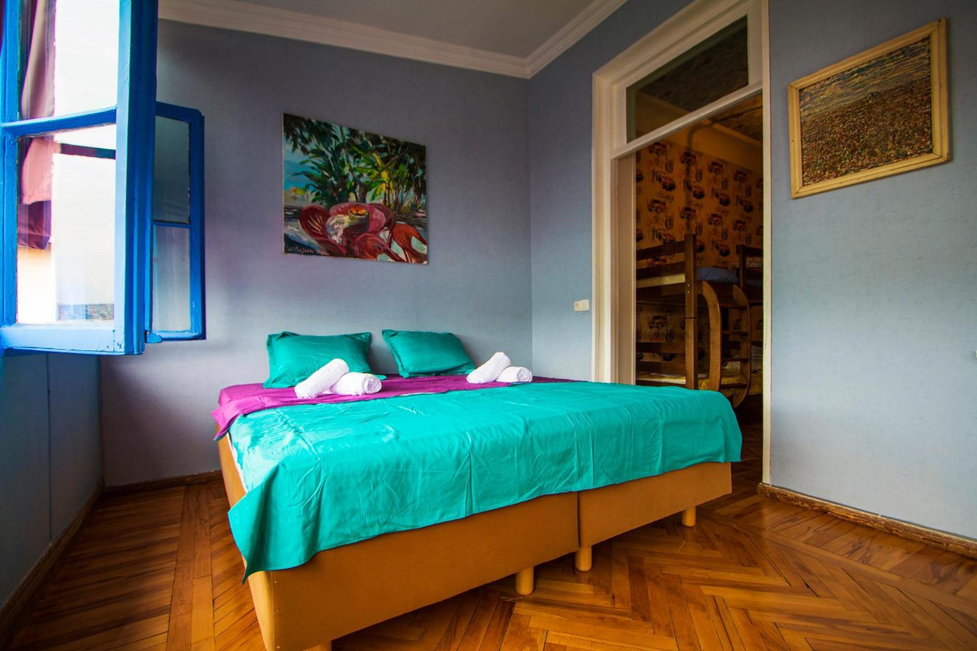 Royz Hostel Tbilisi Eksteriør billede