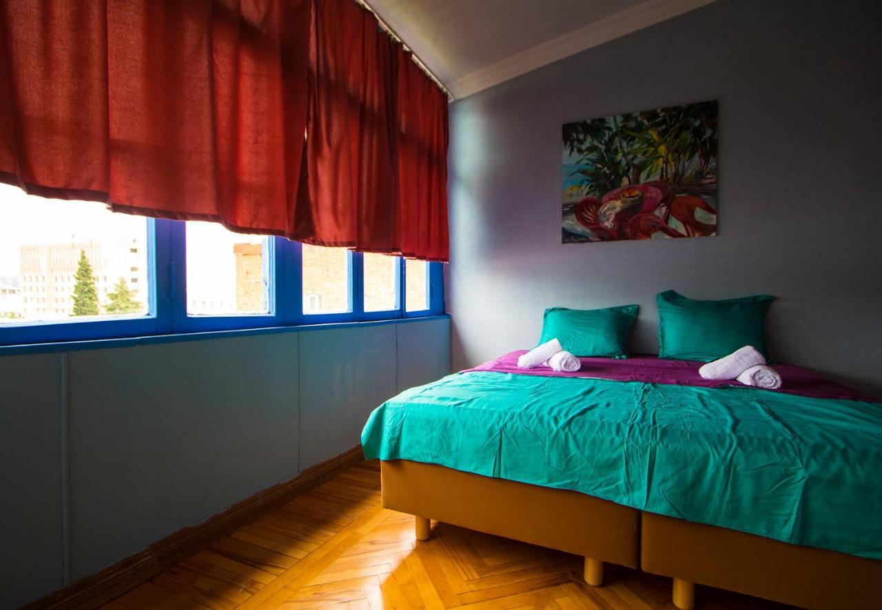 Royz Hostel Tbilisi Eksteriør billede